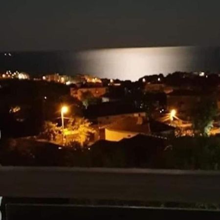 Къща За Гости Алла Bjala Exteriér fotografie